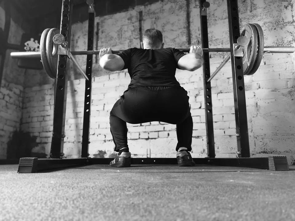 Unlock Your Lower Body Potential with Barbell Squats: A Full Guide